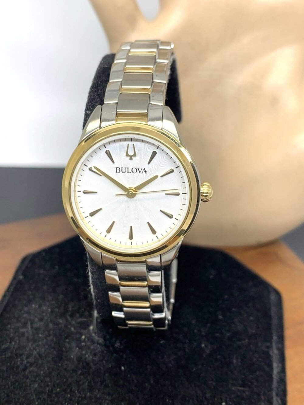 Bulova Women's Watch 98L277 Quartz Silver Dial Two Tone Stainless Steel 28mm